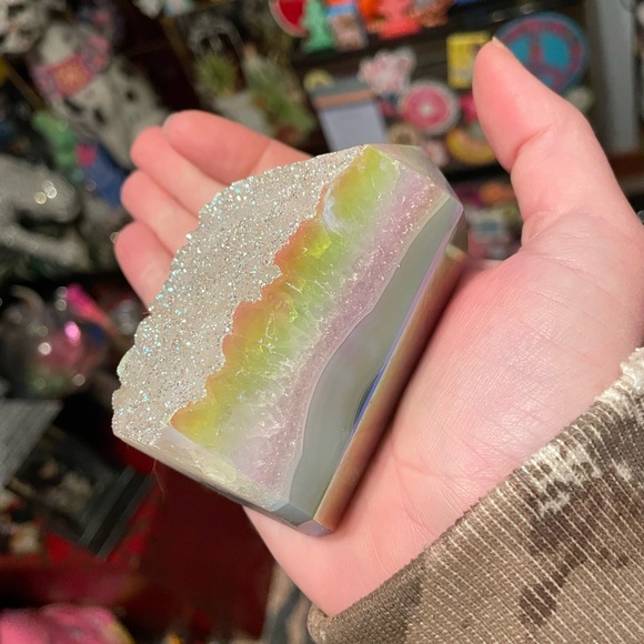 Aura amethyst tower! - Picture 2 of 15